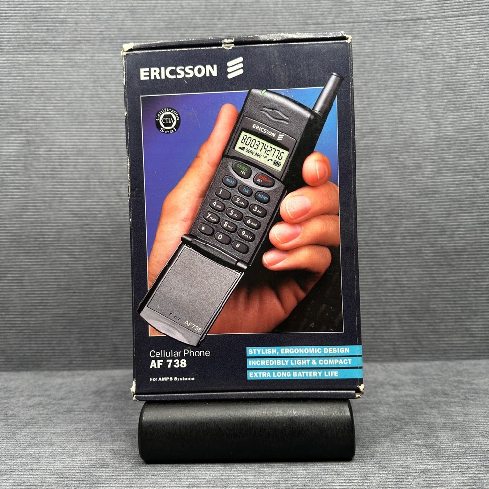 Ericsson AF 738 Vintage Cellular Phone AMPS System Flip Mouthpiece with Box